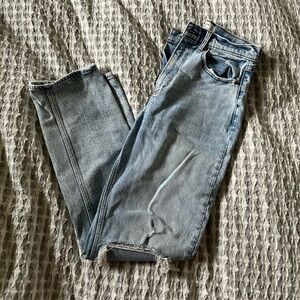 Ultra High Ride 90s Straight Jean